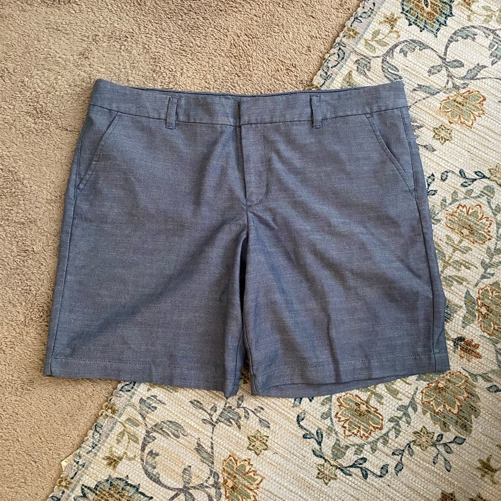 Tommy Hilfiger Blue Chambray Shorts Size 18